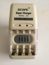 شارژر باتری های قلمی و نیم قلمی مدل: SCOPE 205
